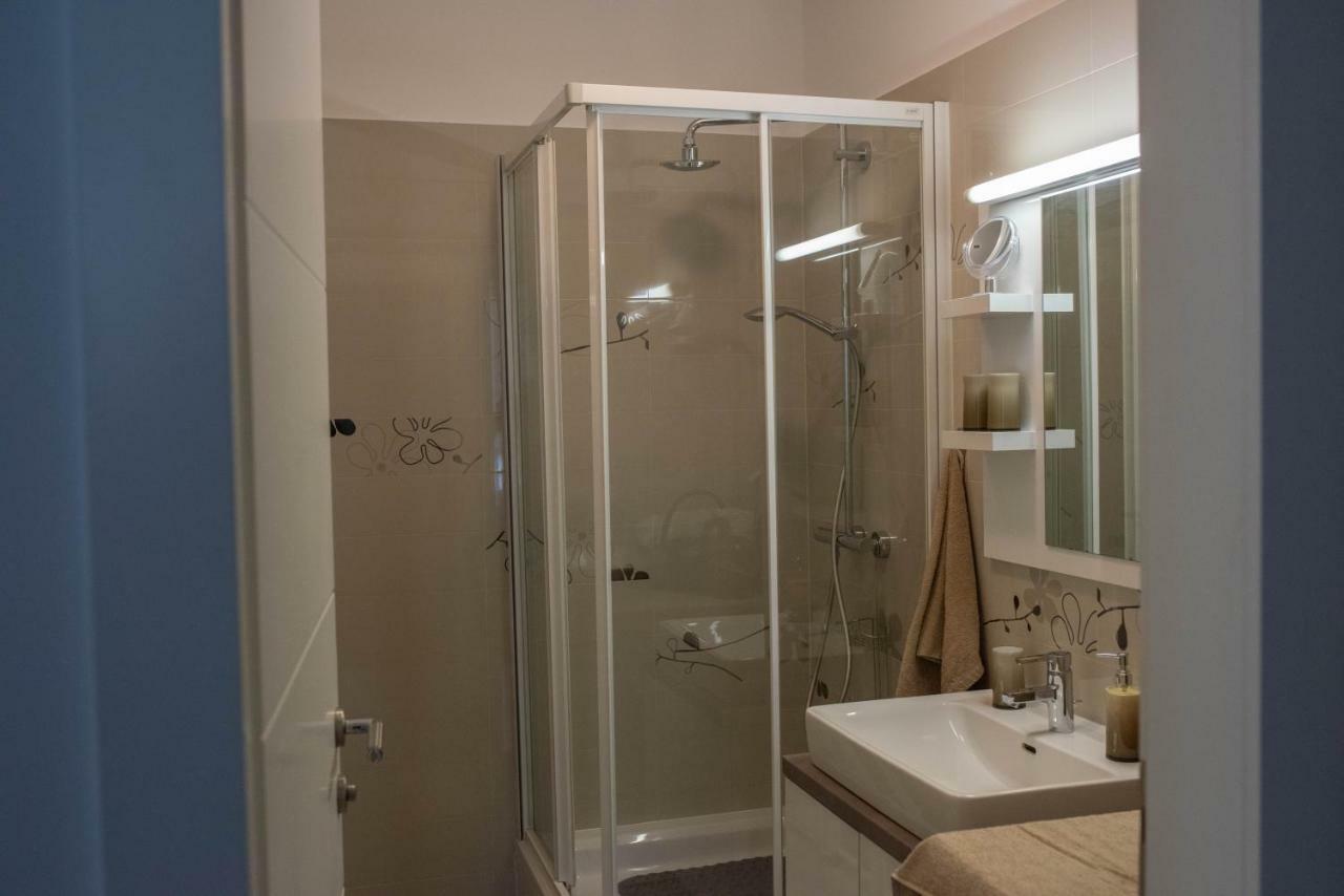 Apartment In Centre Of Zagreb - Lions Den מראה חיצוני תמונה
